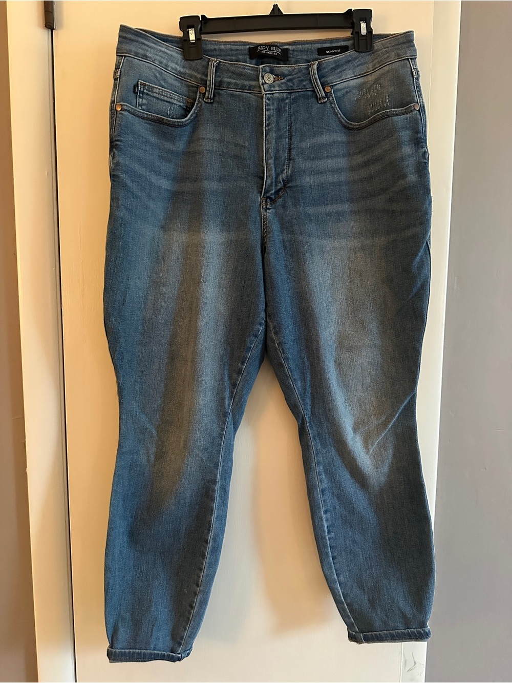 Judy Blue Women’s Mid-Rise Blue Denim Jeans
